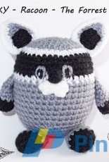 Babayaga - Celina Bagiński - Woollky - The Forrest Troop - Racoon - Free