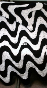DraginMom Crochet - Margaret Eldridge - "Undulation" Exaggerated Ripple Afghan
