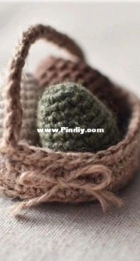 Straw Animals - Juliya Ustimenko - Mini basket with eggs - Free