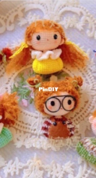Ting Ting Handmade - Girl Brooch - Chinese
