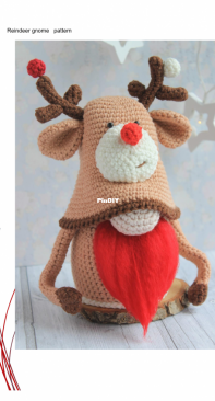 Pam Pino Design - Nazeli Mkrtchyan-Tadevosyan - Reindeer Gnome - Gnomo renna - Italian - Translated