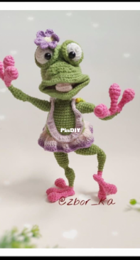 Ekaterina Zborovskaya - Frog Tory - Tory la rana - Spanish - Translated