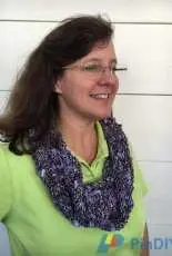 Hunt Country Yarns-Infinity Scarf by HCY Design Team-Free