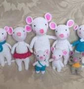 Double Treble Trinkets- Uljana Semikrasa - A Mouse is born - FREE