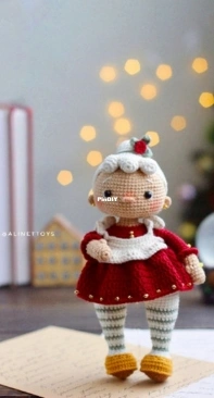 Alinet Toys - Alina Yapaeva - Mrs Claus - Senhora Mamãe Noel - Portuguese - Translated