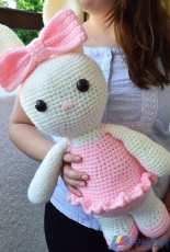 Bunnies and Yarn - Michelle Alvarez - Laurie the Friendly Ballerina Bunny