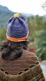 Pom Pom Hat by Mandy Cen-English, Chinese Free