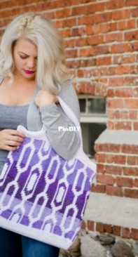 Furls Crochet - Amber Millard - Cecelia Tapestry Bag - Free