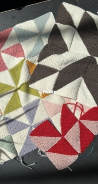 Stella Quilt Expansion - Laura Penrose - English