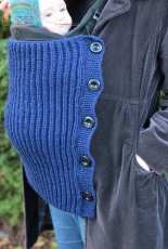 Baby-Wearing Blanket by Playing With Fibre -Free