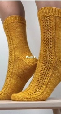 Stella socks by Inka Järvikangas - Free