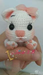 Xiao Pan De Wangguo - Crocheted Cat - Translated