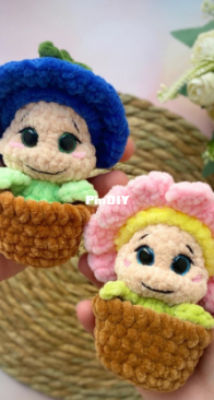 Zheltova Toys - Svetlana Zheltova - Цветочек в горшочке Little Flower in a Pot - Russian