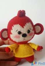 Small Hands - little red Monkey - Chinese