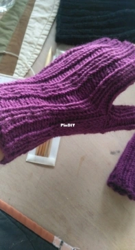 Warme Rippenstulpen by Evi Silvia Leu-German-Free