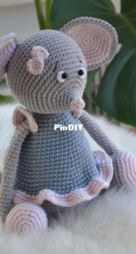 Hobbii Friends - PifPaf - Mouse Fie - Muis Fie - Dutch - Free
