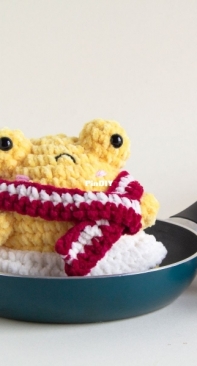 Lemon Yarn Creations - Andreia Ferreira - Eggo Froggo - Free