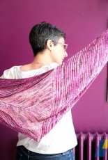 Lil Triangle by Julie Dubreux - Julie Knits In Paris - English, French