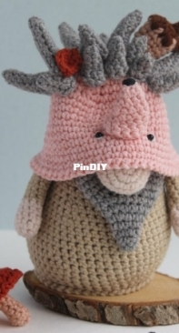 Pam Pino Design - Nazeli Mkrtchyan-Tadevosyan - Hedgehog Gnome
