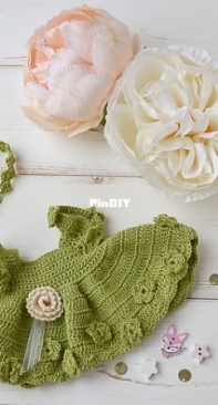 Leta Toyfox - Toyfox Store - Tatyana / Tatiana  Lebedenko - Green Dress with Flowers for Indiana, the Little Amigurumi Fox - Free