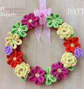 Zoom Yummy - Crochet Flower Wreath