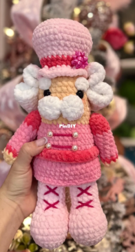 Southern Blush Crochet - Kacee Rogers - Nutcracker