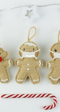 Svetlana Golova - Gingerbread man: masked and bite off - English