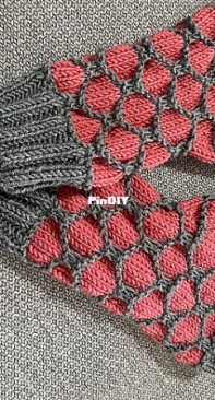 Gift of Honey Mitts by Bex Knitty Design-Free
