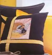 Susanna_ 257_Bumblebee