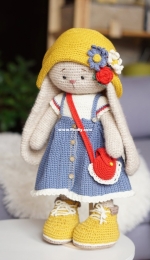 Polushka Bunny - Maria Ermolova - Kylie - Spanish