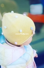 girl dots hat