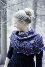 Cameo Flower Shawl by Mia Rinde - French Danish - Free