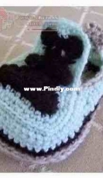 Holland Designs - Lisa van Klaveren - Teddy Bear Baby Loafers - Free