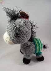 Pii-Chii Design - Tussen Haakjes - Edward the Donkey  - Dutch