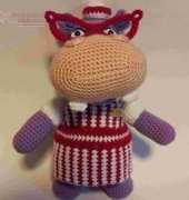 Doc McStuffins- Cookie Crumb Crochet- Hallie the Hippo- English