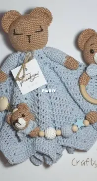 Crafty Lacey - Handmade by Lacey - Baby set bear -  Free