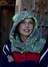 Longs Peak Cowl by Schachenmayr -free