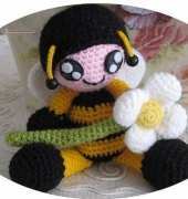 Yarn Yard - Eden Dintsikos - Bee Kid - FREE