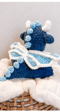 Crochet with Kyra - Daisy Design - Kyra - Dallas the Dragon