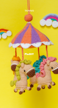 Aquariwool - Nguyễn Thanh Hương - Merry Go Round  - English, Spanish and Portuguese