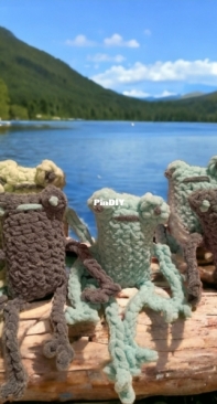 No sew frogs
