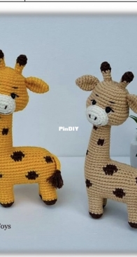 Joyly Toys - Yaowalux Srisanga - Cuite giraffe