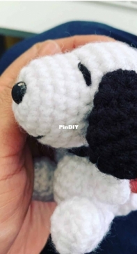 Crochet and Resine Par Maria - Maria - Snoopy Keychain - Free