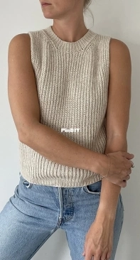 Tobermory Top by Cheryl Mokhari - English