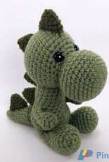 Affordable Cuteness - Theresas Crochet Shop - Theresa Grey / Kicher - Crocheted Dinosaur