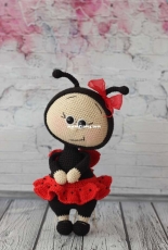 Bonny in Ladybag costume