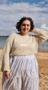 Juzia Sweater by Aleksandra Sołowianiuk