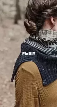 Laurel Cowl and Cozy by Fox & Folk