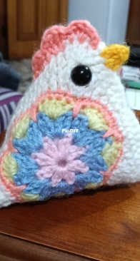 Granny square chicken