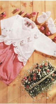 Patons 5105 Leaf Border Matinee Coat - Free